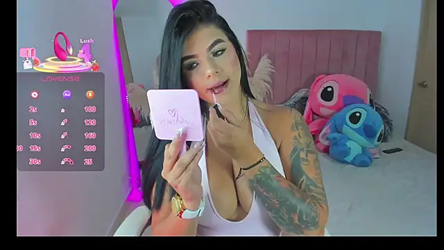 Janettcruz online show from 11-21-25, 11:37