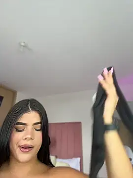 Janettcruz online show from 07-16-26, 07:11