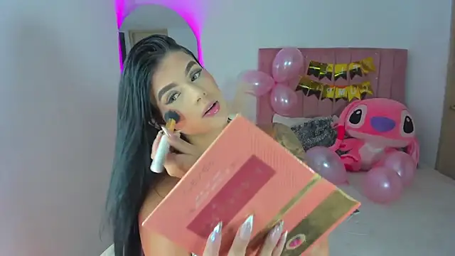 Janettcruz online show from 11-26-25, 11:38