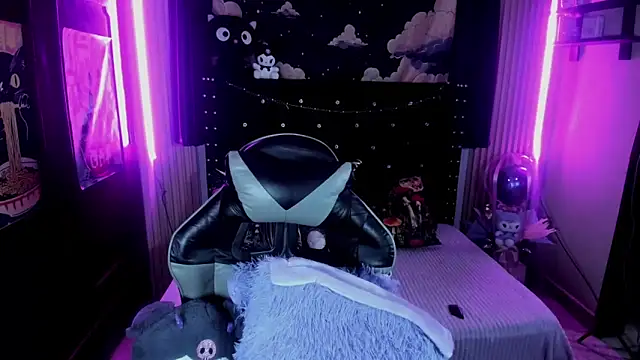 ravencollen online show from 04-14-26, 07:52