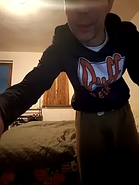 Snapshot of MacabretteAndMalaky chatting on 02-17-26, 04:15 MacabretteAndMalaky online show from 02-17-26, 04:15