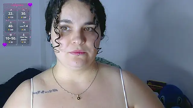 Snapshot of Reichel05_ chatting on 03-28-26, 04:24 Reichel05 online show from 03-28-26, 04:24