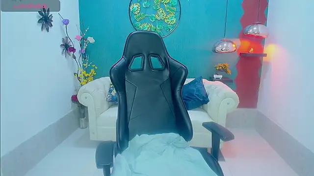 Scandarkmarie online show from 11-26-25, 11:16