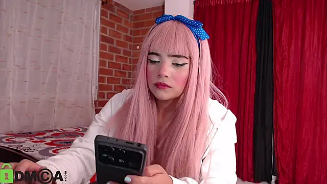 Snapshot of LESLY_EVANS01 chatting on 11-06-25, 03:54 LESLY EVANS01 online show from 11-06-25, 03:54