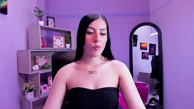 Victoria 14 online show from 11-24-25, 05:46