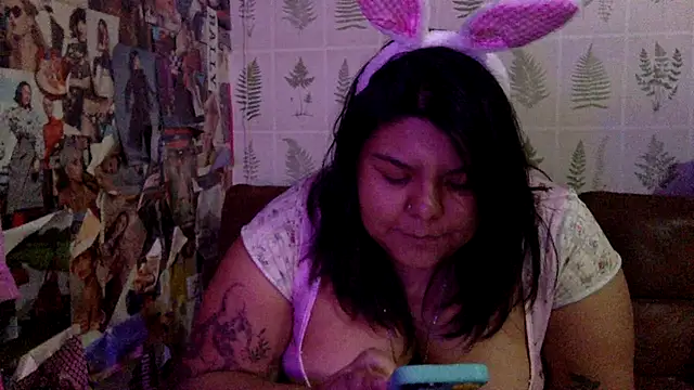 annoyedputa online show from 11-17-25, 06:06