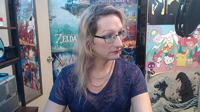 Savanah Banana  online show from 11-23-25, 12:42