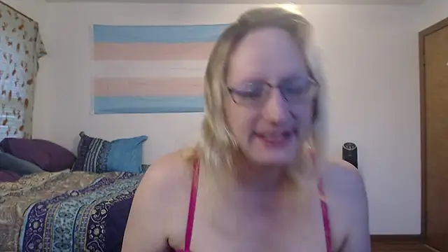 Savanah Banana  online show from 05-31-26, 10:32