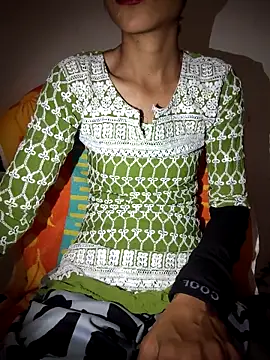 Isha kumari 69 online show from 04-08-26, 08:27