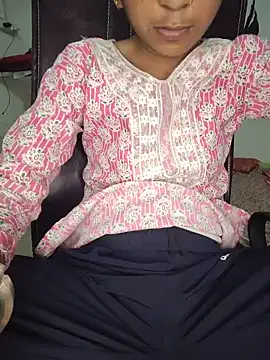 Isha kumari 69 online show from 05-17-26, 04:18