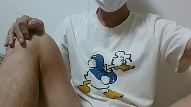 hiroto11058 online show from 11-11-25, 12:49