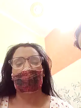 Snapshot of sanjana077 chatting on 11-08-25, 06:28 sanjana077 online show from 11-08-25, 06:28