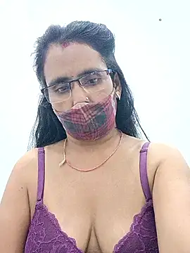 sanjana077 online show from 02-17-26, 04:48