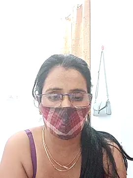 sanjana077 online show from 03-21-26, 08:24