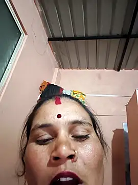 Snapshot of Chinki_pande chatting on 01-18-26, 04:10 Chinki pande online show from 01-18-26, 04:10