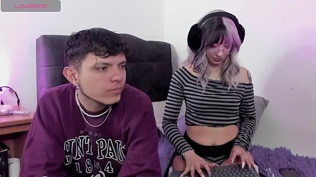 Snapshot of MidNightTouch-21 chatting on 02-20-26, 02:52 MidNightTouch-21 online show from 02-20-26, 02:52