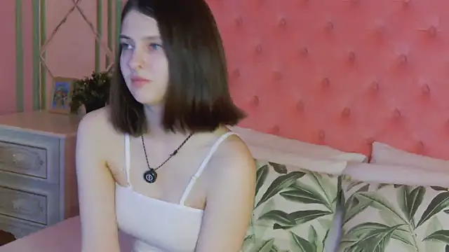 Ruby de Cherry online show from 04-21-26, 12:23