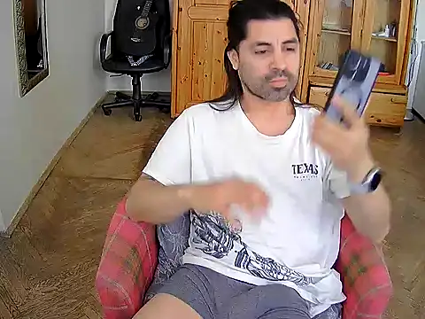 CharlyHemax online show from 04-17-26, 03:15