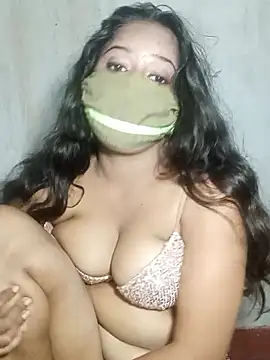 V HOT CUTE online show from 11-05-25, 04:10