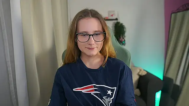 glossy babe  online show from 02-08-26, 09:07