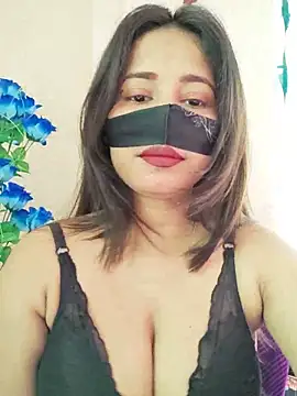 Snapshot of Nishi-3 chatting on 06-07-26, 02:28 Nishi-3 online show from 06-07-26, 02:28