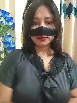Snapshot of Nishi-3 chatting on 06-11-26, 11:13 Nishi-3 online show from 06-11-26, 11:13
