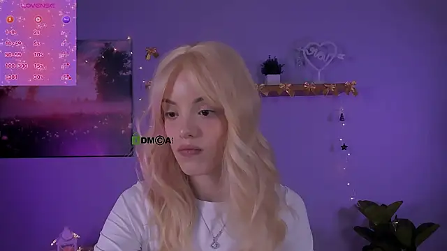 mia starrr  online show from 12-19-25, 08:00