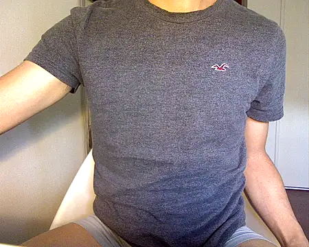 Snapshot of Taro070 chatting on 11-07-25, 04:17 Taro070 online show from 11-07-25, 04:17