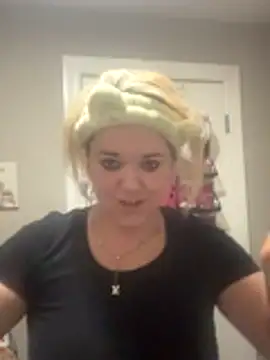 Snapshot of sexidollxoxo chatting on 11-05-25, 12:08 sexidollxoxo online show from 11-05-25, 12:08