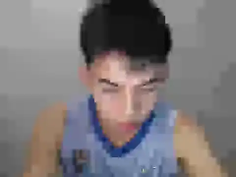 Snapshot of Urhotsilverboy chatting on 06-26-26, 12:22 Urhotsilverboy online show from 06-26-26, 12:22