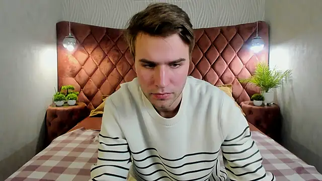 JonnahHell online show from 11-05-25, 02:20