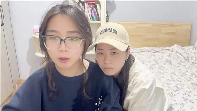 Hmm 0303 online show from 02-04-26, 04:02