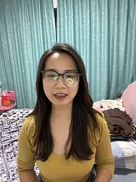 Hmm 0303 online show from 12-19-25, 02:30