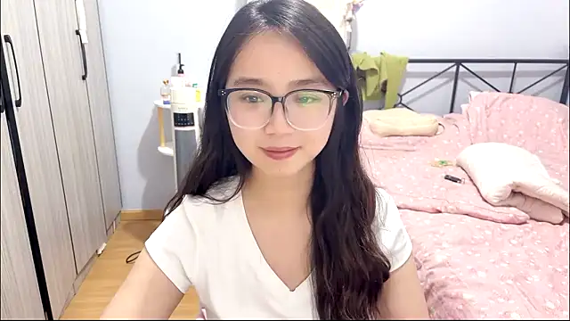 Hmm 0303 online show from 03-10-26, 03:38