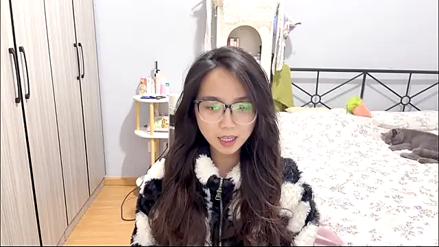 Hmm 0303 online show from 03-15-26, 02:13