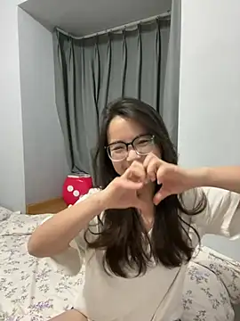 Hmm 0303 online show from 03-14-26, 02:45