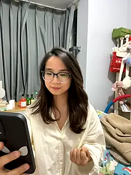 Hmm 0303 online show from 11-30-25, 02:40