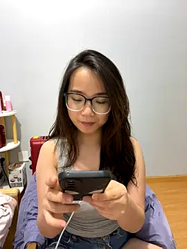 Hmm 0303 online show from 12-05-25, 02:37