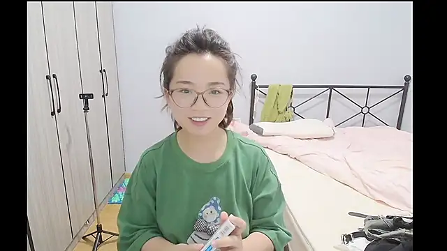 Hmm 0303 online show from 05-21-26, 06:55