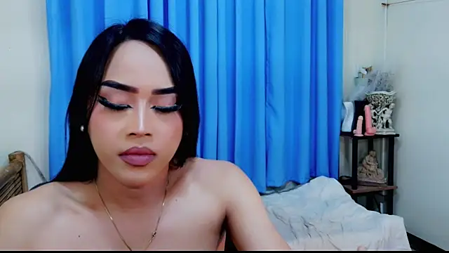 Snapshot of sweet_sophiaxx chatting on 04-24-26, 12:23 sweet sophiaxx online show from 04-24-26, 12:23