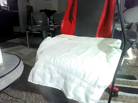 Snapshot of wagleman chatting on 11-09-25, 02:32 wagleman online show from 11-09-25, 02:32