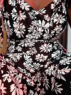 Snapshot of Rihasna chatting on 11-05-25, 02:53 Rihasna online show from 11-05-25, 02:53