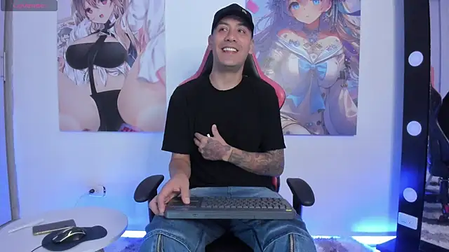 thiago-collins16 online show from 11-07-25, 12:10