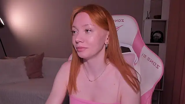 Elisahsthetics online show from 04-23-26, 12:28