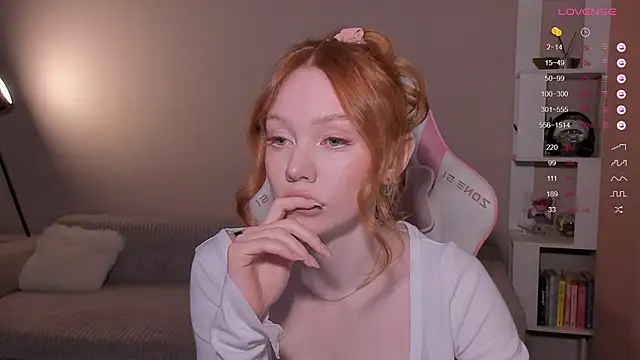 Elisahsthetics online show from 02-13-26, 12:32