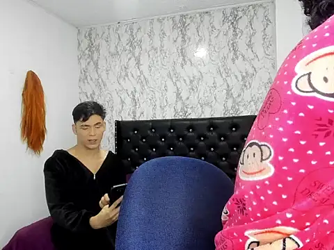 Lovers Spicy online show from 11-15-25, 01:04