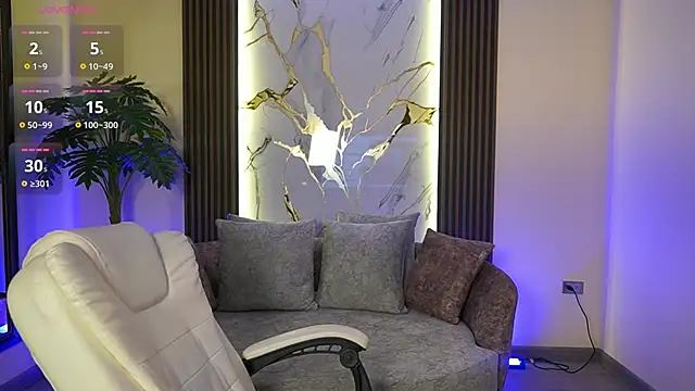 TessaaFox online show from 11-07-25, 11:37