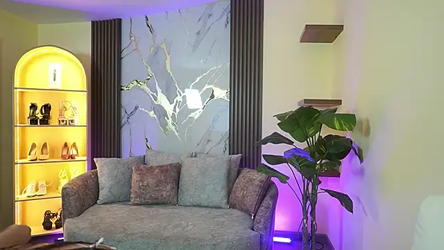 TessaaFox online show from 02-07-26, 11:40