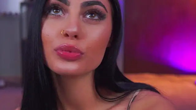 Snapshot of RavennaDArcy chatting on 01-16-26, 07:51 RavennaDArcy online show from 01-16-26, 07:51