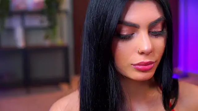 Snapshot of RavennaDArcy chatting on 12-15-25, 07:20 RavennaDArcy online show from 12-15-25, 07:20